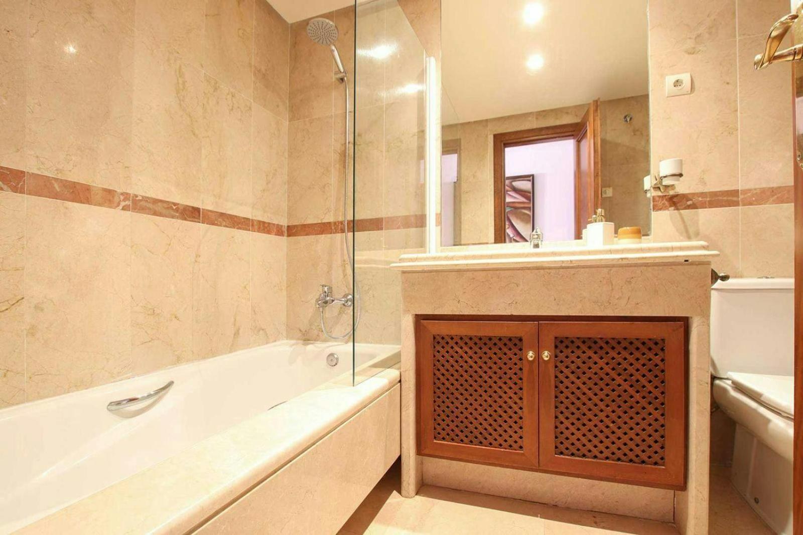 Piso 4 Hab. - Elviria Playa Apartment Marbella Ngoại thất bức ảnh