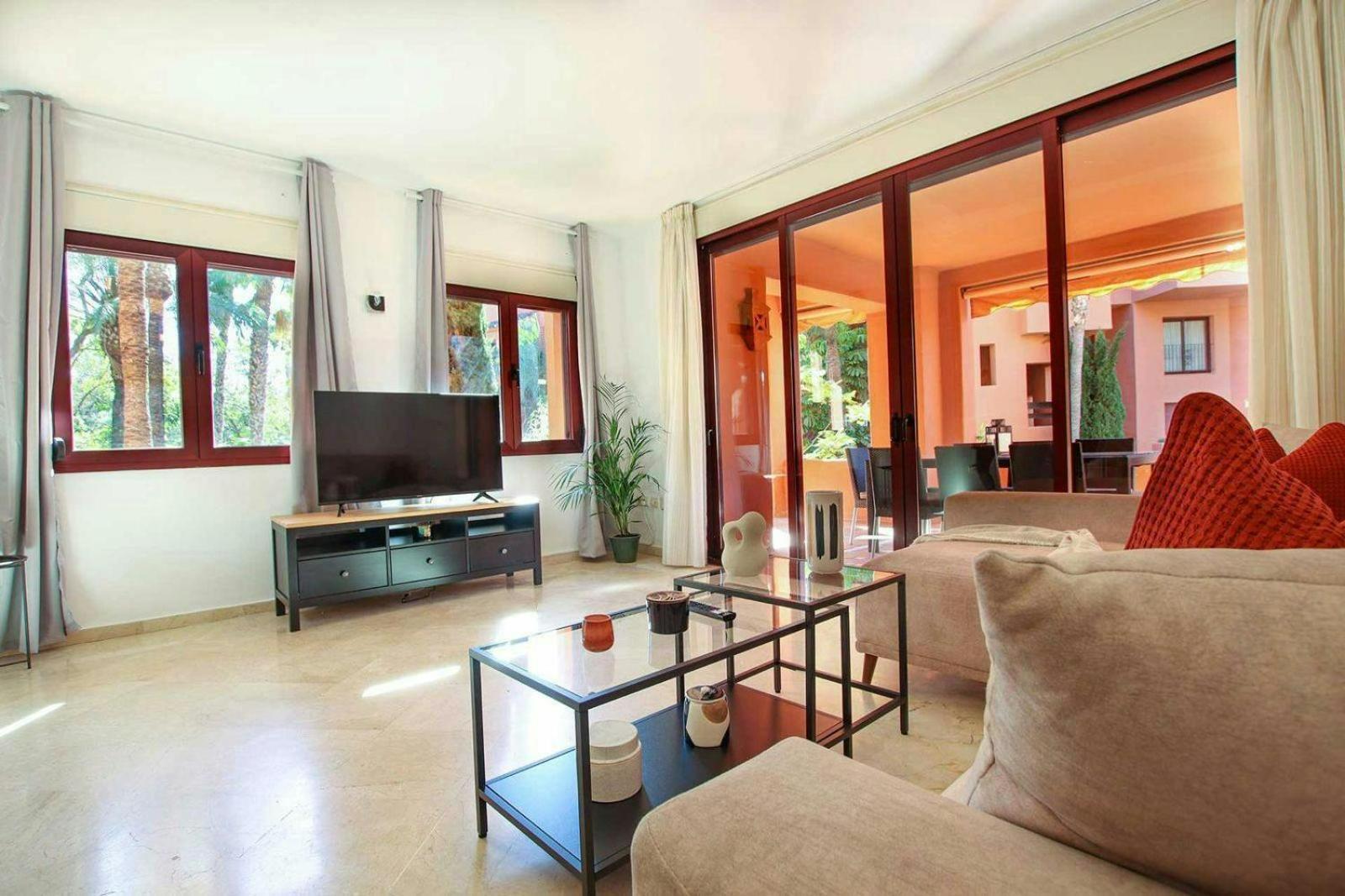 Piso 4 Hab. - Elviria Playa Apartment Marbella Ngoại thất bức ảnh